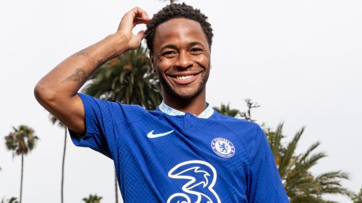 Chelsea, Raheem Sterling'i transfer etti