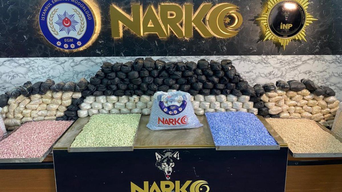 Ümraniye'de uyuşturucu operasyonunda 72 kilogram esrar bulundu