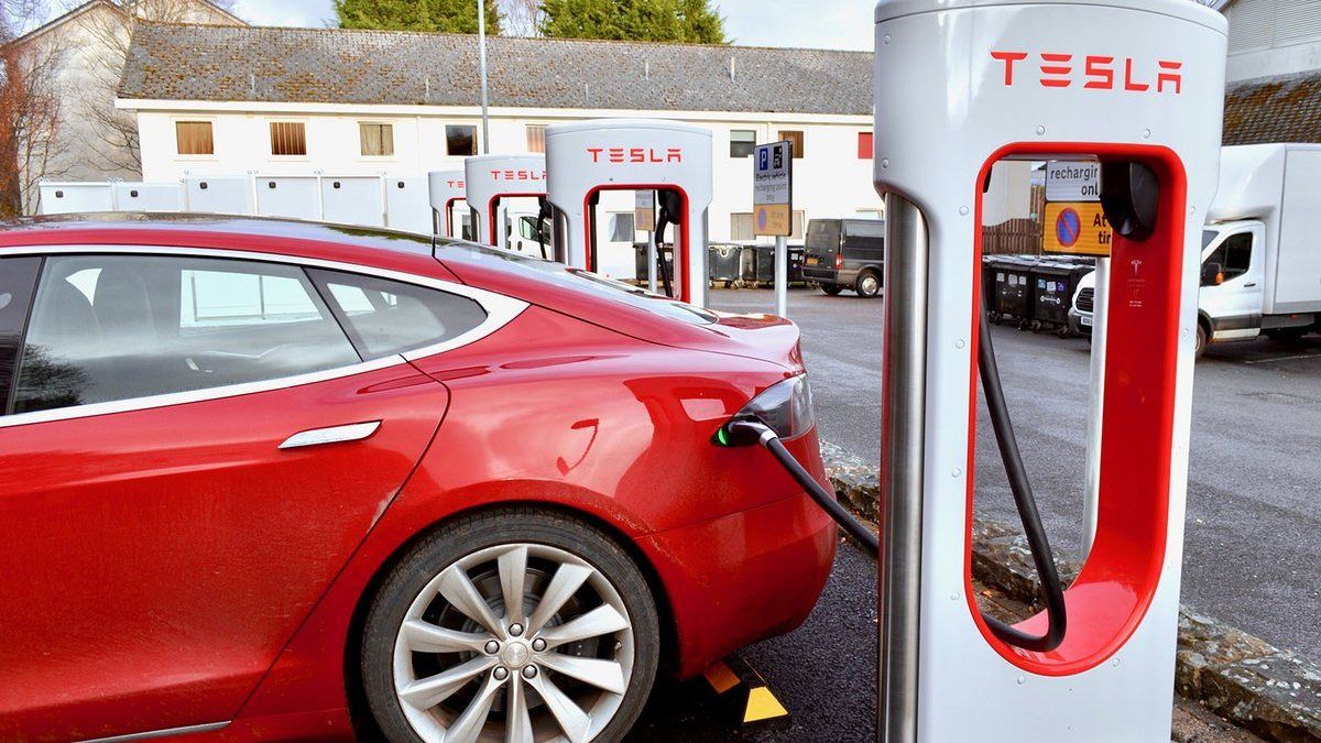 Tesla şarj istasyonları Almanya'da yasaklanabilir