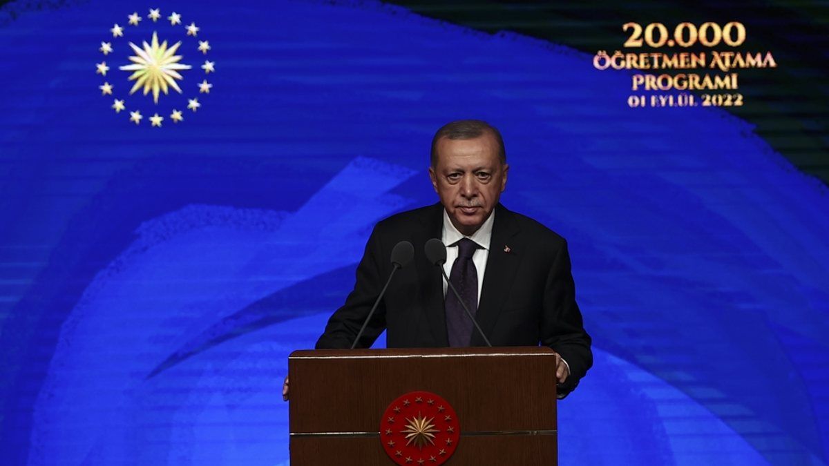 Cumhurbaşkanı Erdoğan'ın katılımıyla 20 bin öğretmen atandı