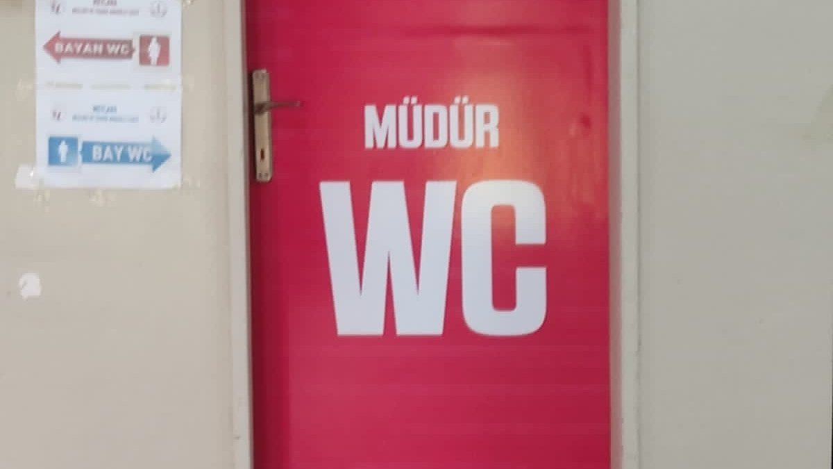 Düzce'de, okul müdürünün kendine özel tuvalet yaptırdığı iddia edildi
