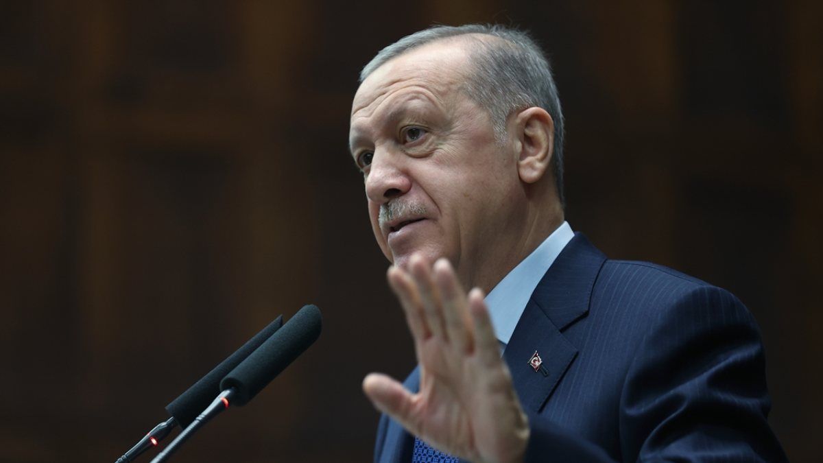 Erdoğan'ın anayasa çağrısı CHP'de kafaları karıştırdı