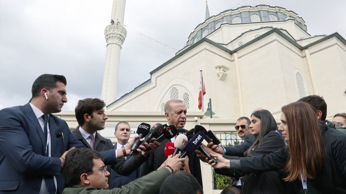 Cumhurbaşkanı Erdoğan: Miçotakis bana cevap yetiştirmeye kalktı