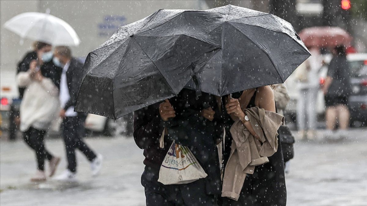 Meteoroloji'den kuvvetli yağış ve fırtına uyarısı