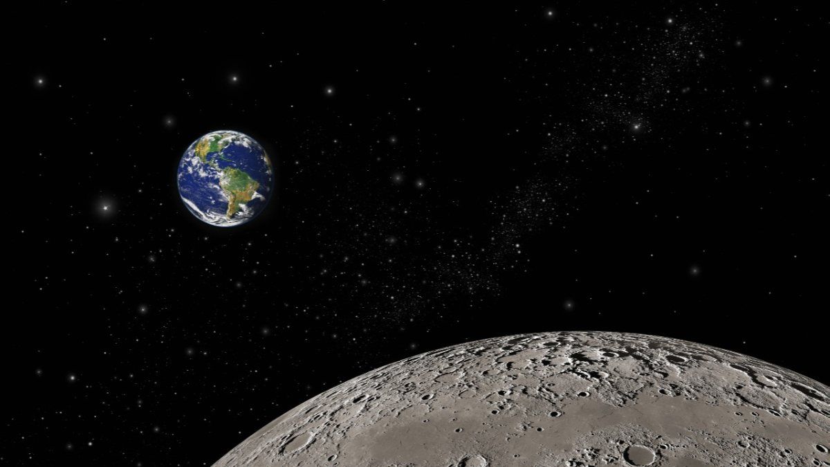 Ay'a gönderilen Orion uzay aracı Dünya'yı görüntüledi