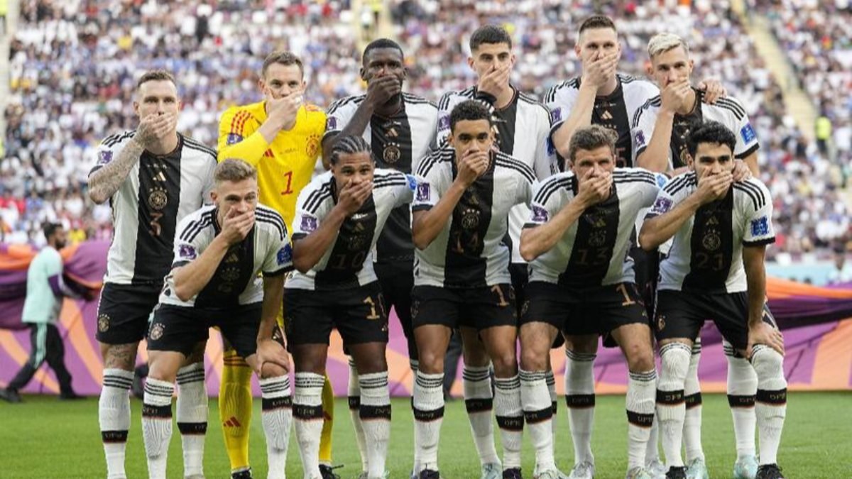 Almanya'dan FIFA'ya LGBT pazubandı protestosu