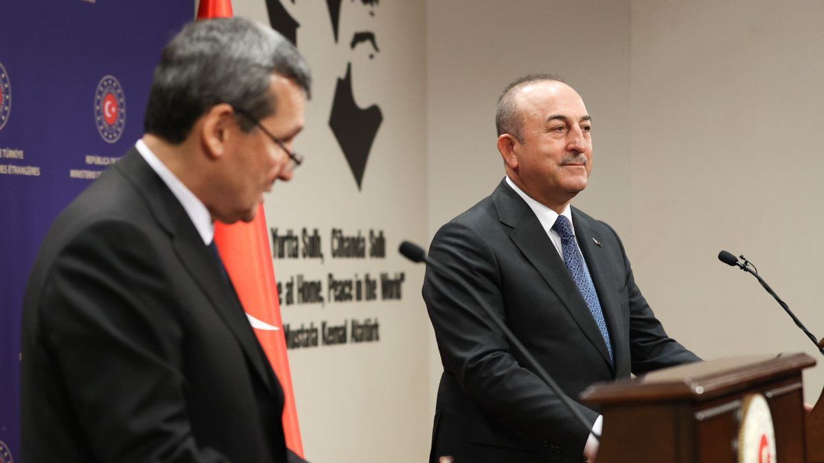 Mevlüt Çavuşoğlu: Önümüzdeki ay Mısır'a büyükelçi ataması olabilir