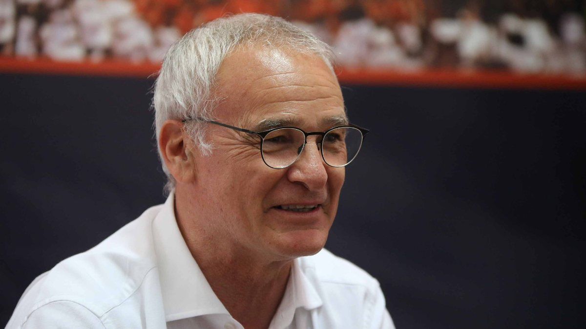 Claudio Ranieri, 30 yıl sonra Cagliari'ye döndü