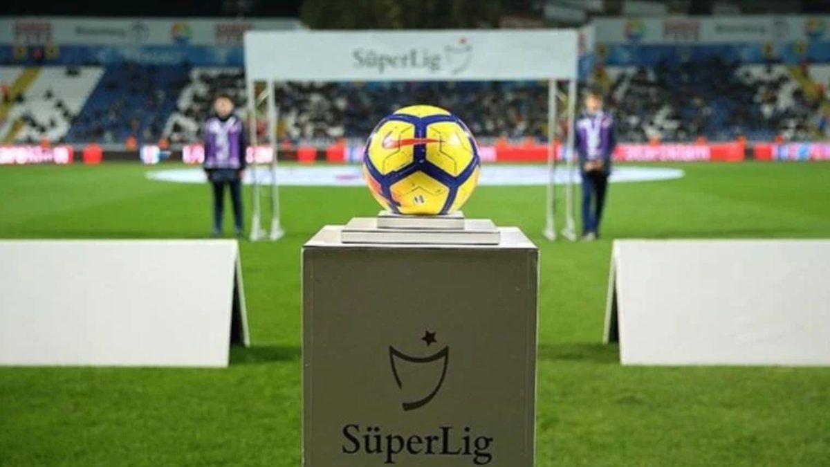 Süper Lig puan durumu nasıl şekillendi?