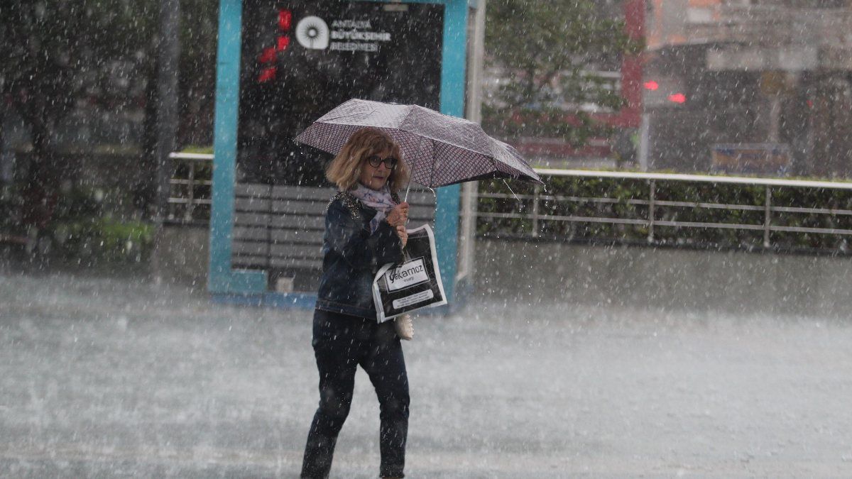 Antalya'da 5 gün kuvvetli yağış uyarısı