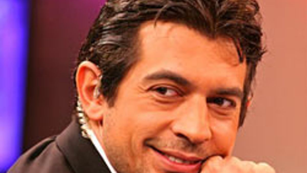 Okan da köşe yazarı oluyor