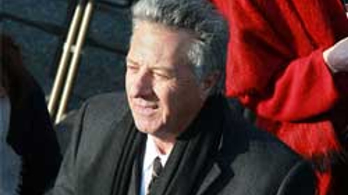 Dustin Hoffman'a Sanat Şövalyesi ödülü