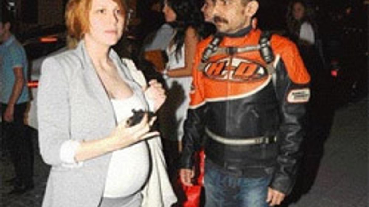 Okan motora Şirin arabasına
