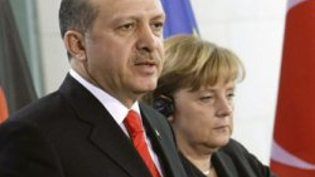 Kritik soru Merkel'e soruldu