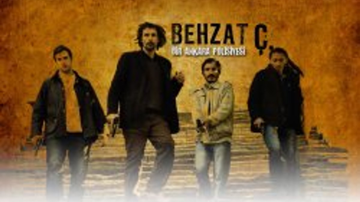 Behzat Ç'de ekip gençleşiyor