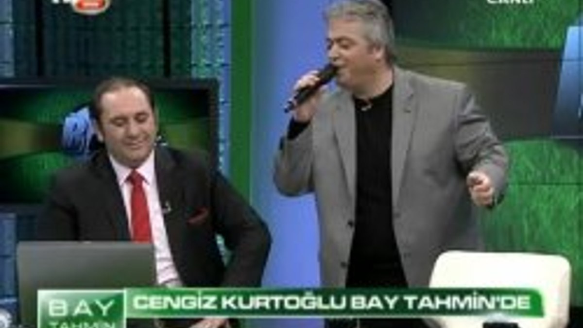 Cengiz Kurtoğlu söyledi Bay Tahmin ağladı - İzle