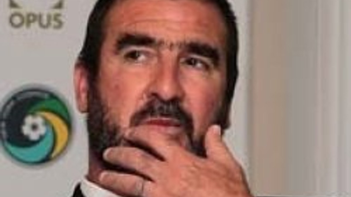 Eric Cantona'dan Sarkozy'e hodri meydan