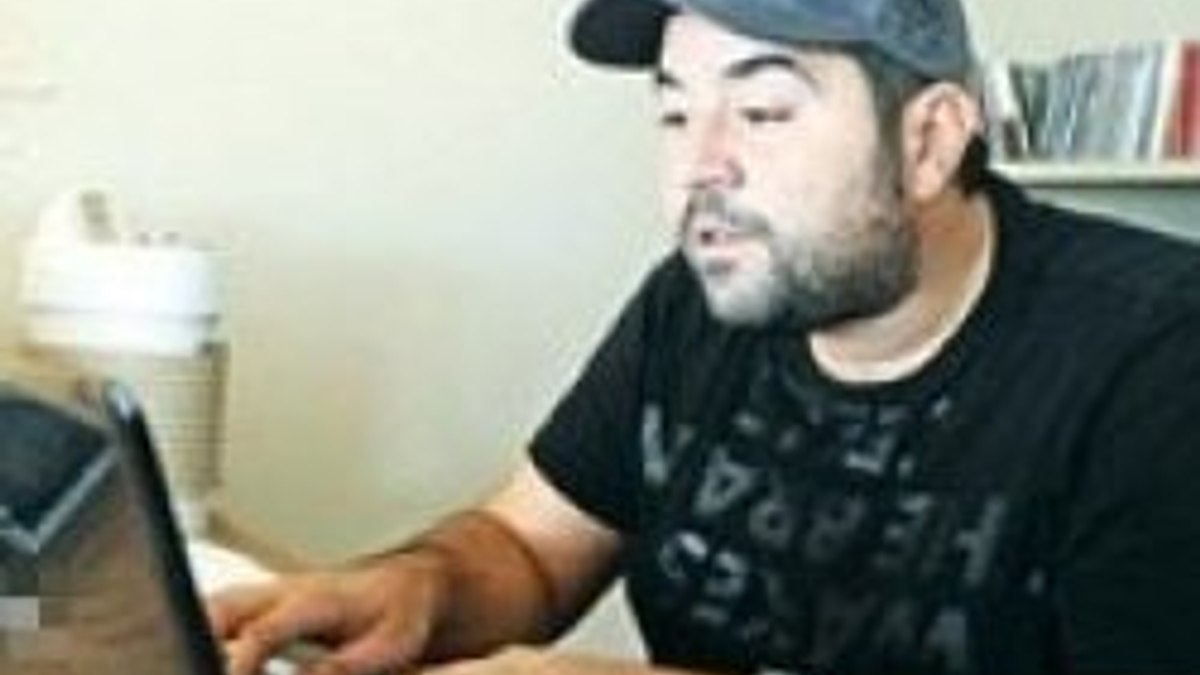 Ata Demirer Twitter’a veda etti