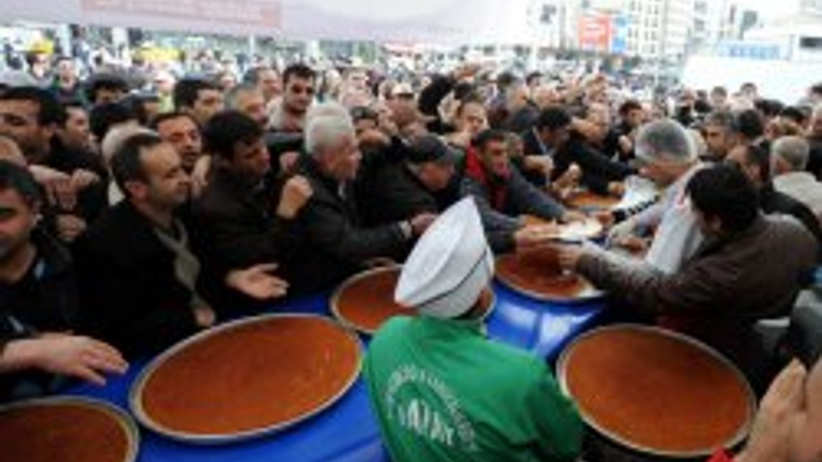 Taksim'de künefe şöleni