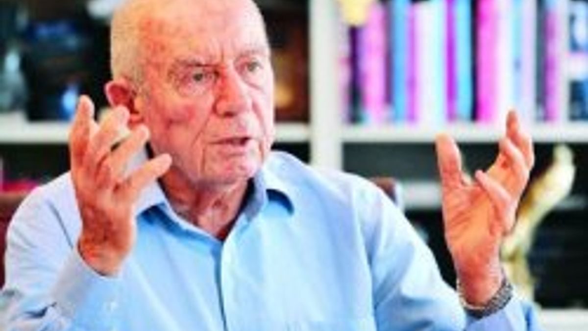 İshak Alaton: Darbelerin maliyeti çok ağır oldu