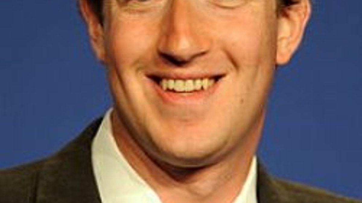 Mark Elliot Zuckerberg kimdir