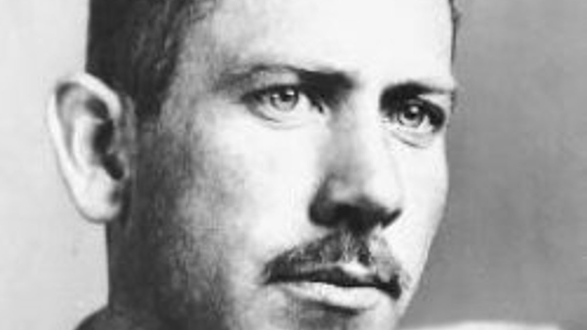 John Steinbeck kimdir