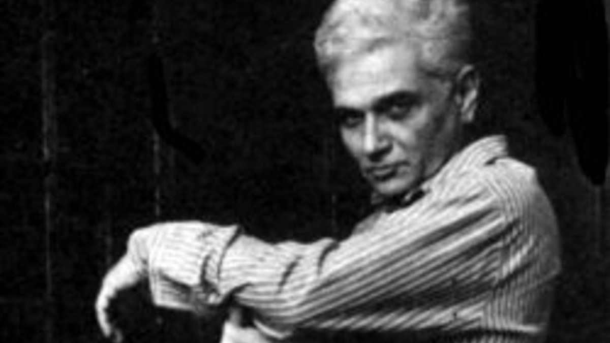 Jacques Derrida kimdir