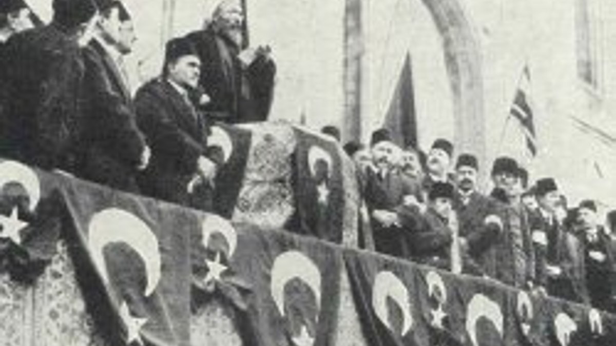 İstiklal Marşı'ndan önceki tekbir marşımız