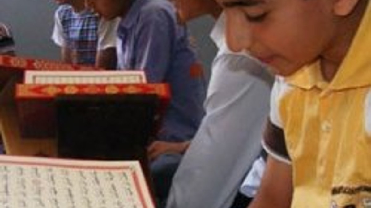 Sınıflarda koro halinde Kur'an-ı Kerim okunacak