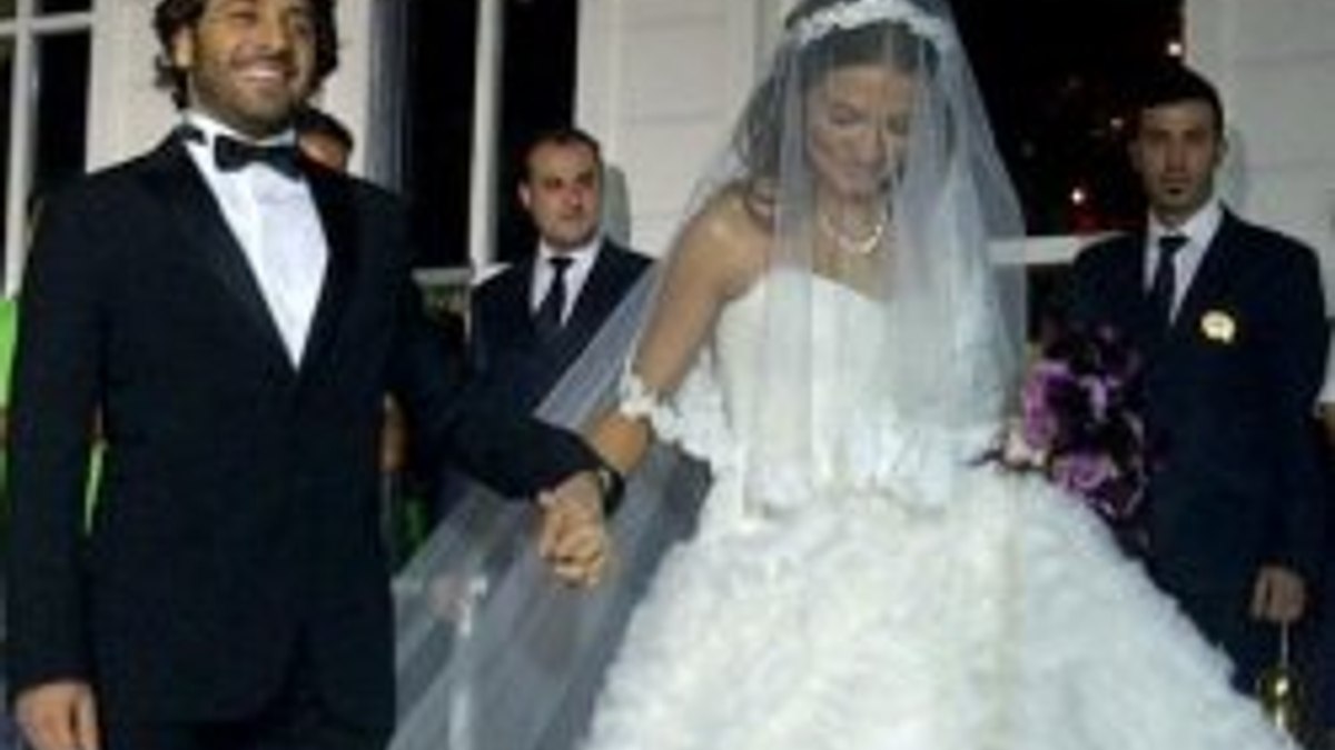 Ebru Akel evlendi - Foto Galeri
