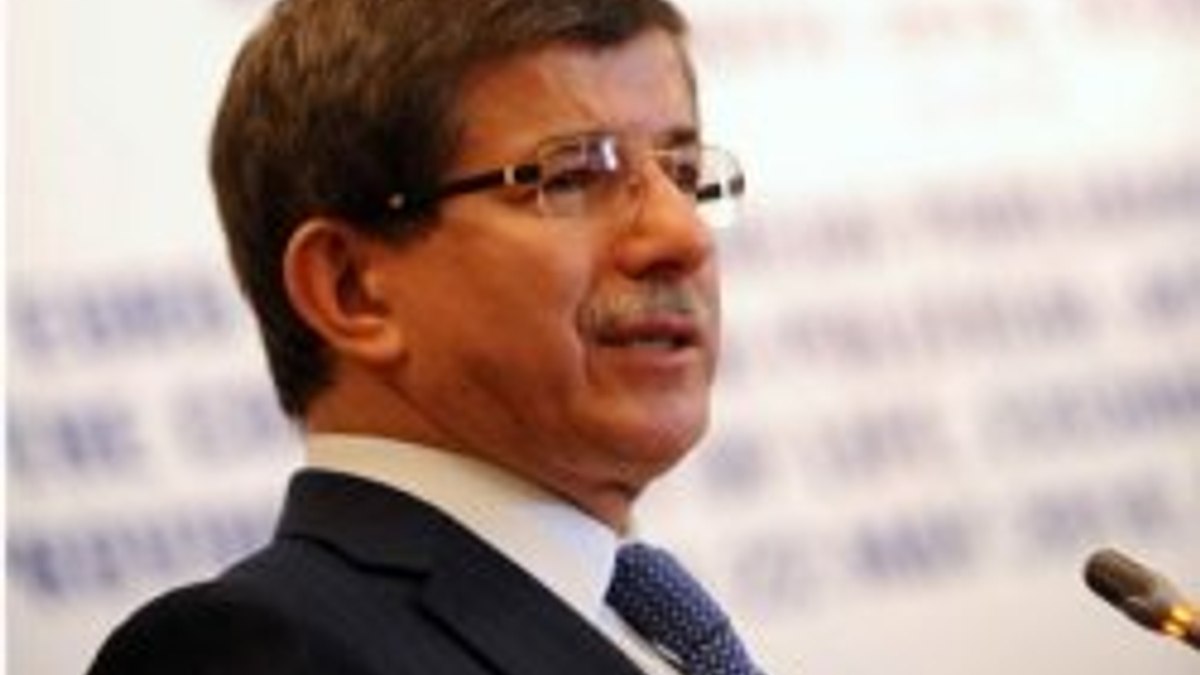 Davutoğlu Iraklı Sünni ve Şii dini liderleri kabul etti