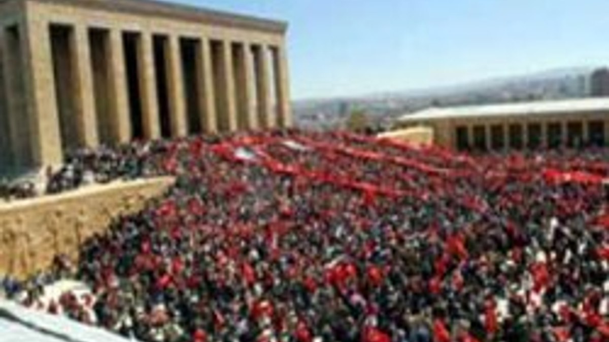 10 Kasım'da Anıtkabir'i kaç kişi ziyaret etti