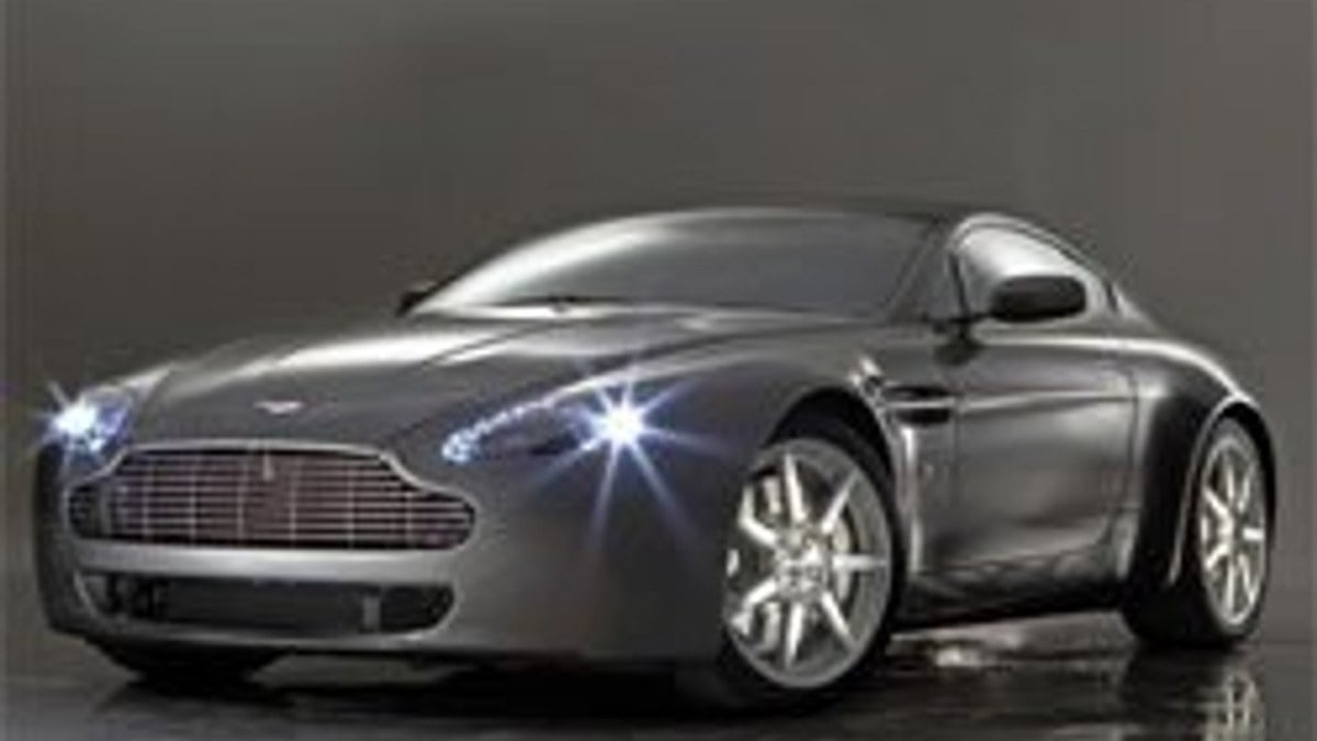 Aston Martin 100. yılını kutluyor