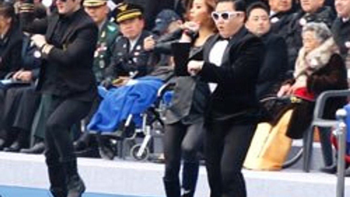 Güney Kore'de Gangnam danslı başkanlık yemini