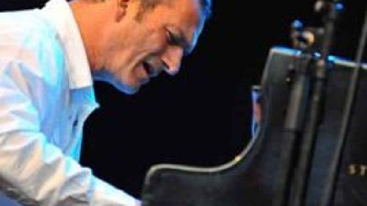 Kerem Görsev Therapy'e başlıyor