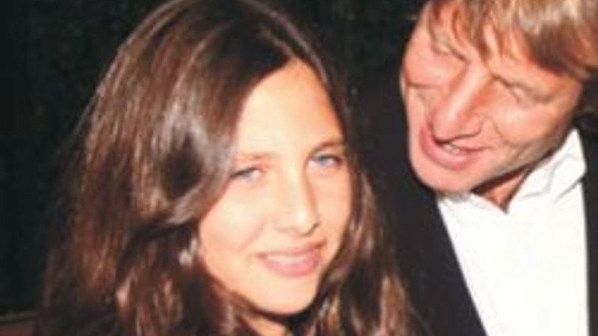 Zehra Çilingiroğlu tek başına dışarıya çıkamayacak - İzle