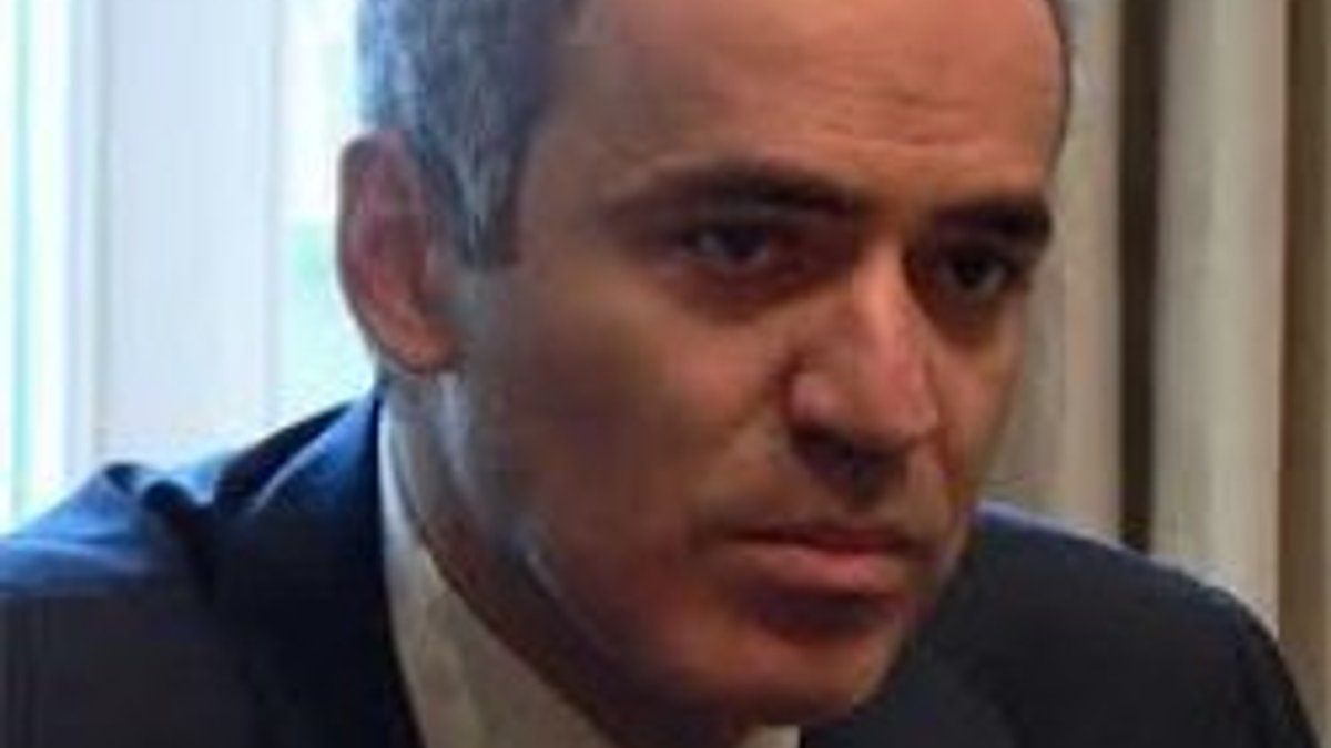 Garry Kasparov kimdir