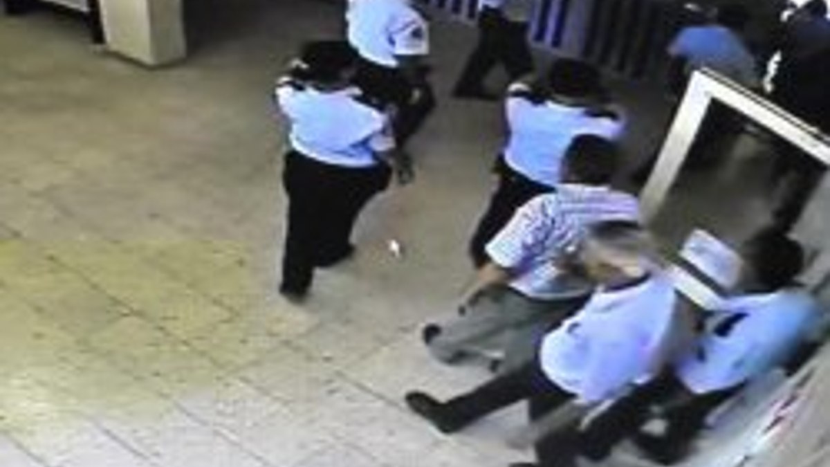 Adana'da karakola kumar baskını