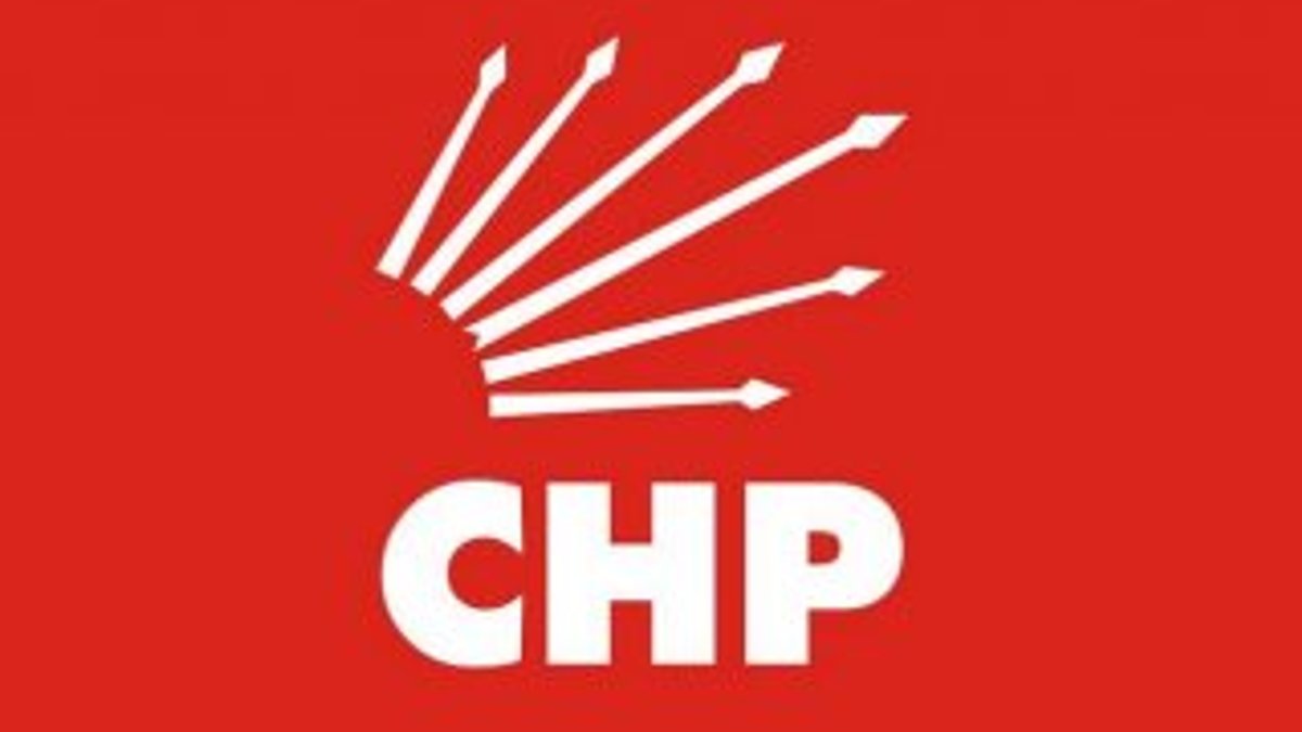 CHP'de 7 yönetim kurulu üyesi istifa etti