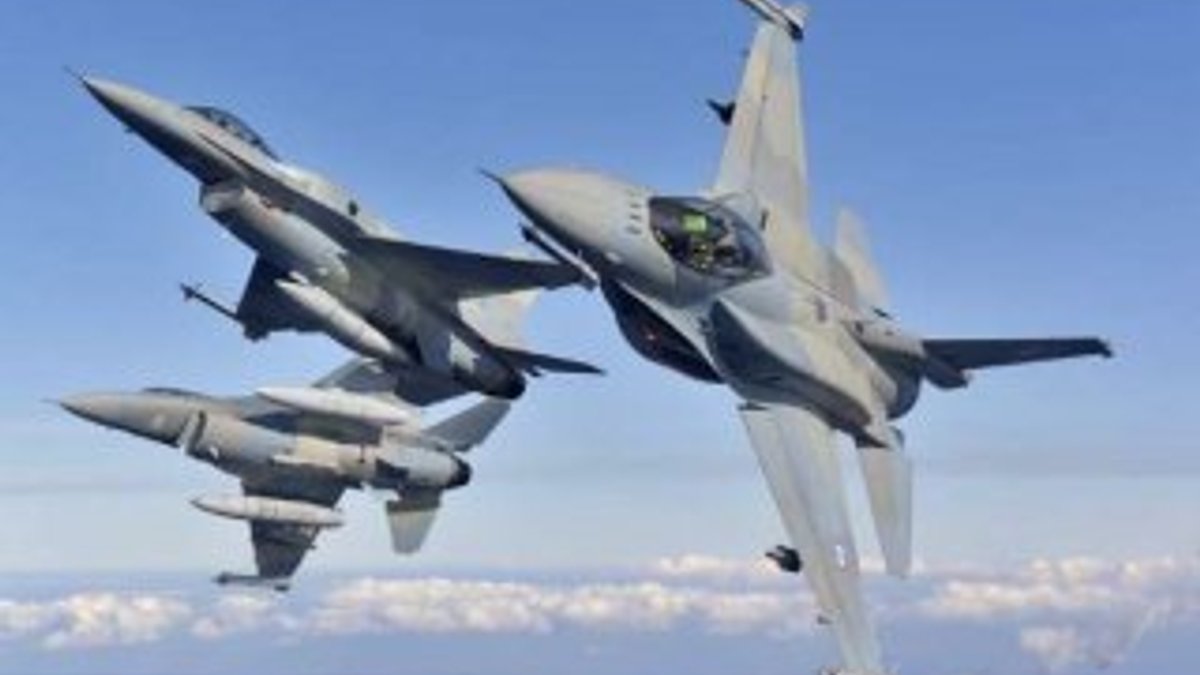 Yunan F-16'larından deniz karakol uçağına taciz