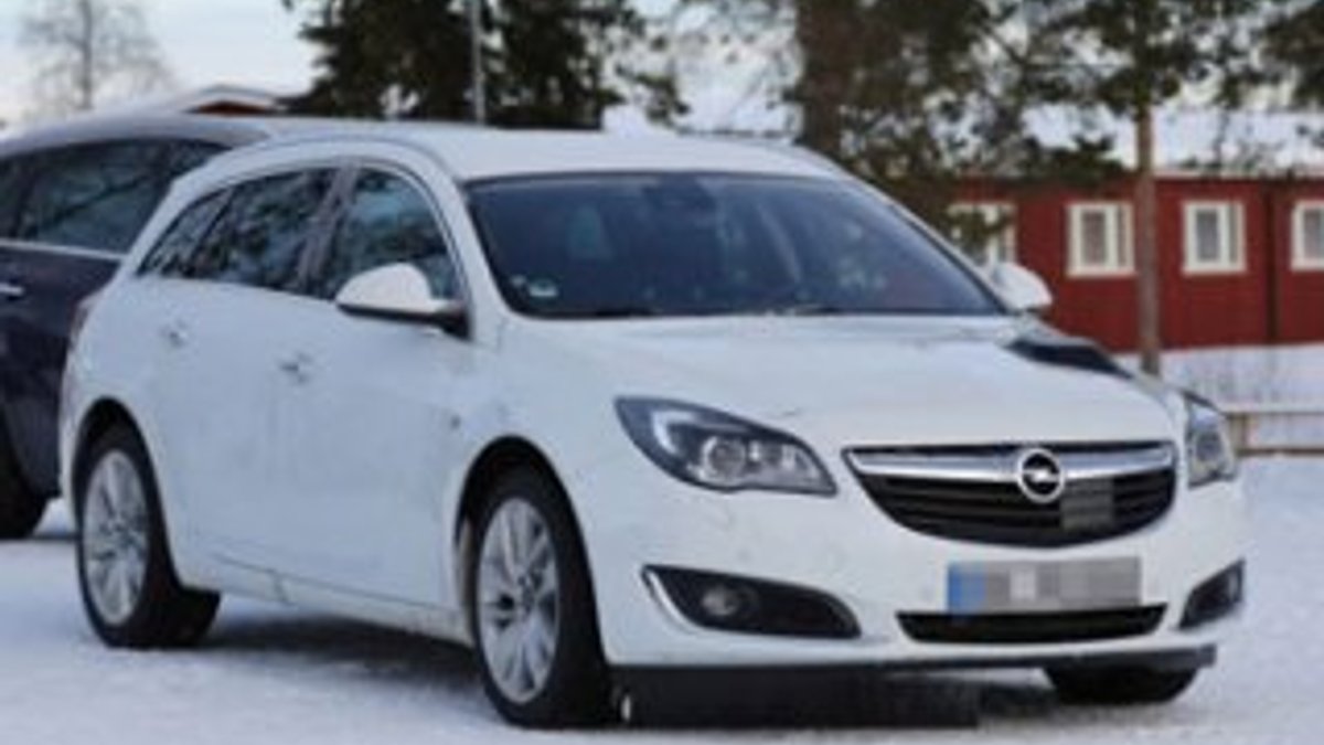 Опель инсигния 2016. Opel Insignia 2016. Opel Инсигния 2016. Opel Insignia 2016 универсал. Машина Опель Инсигния 2016.