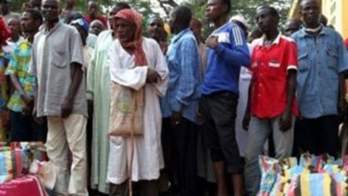 Orta Afrika'da 4 bin Müslüman camilere sığındı