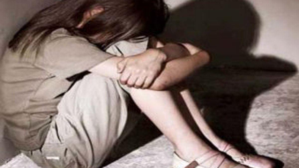 14 yaşındaki kızla ilişkiye giren 9 kişi tutuklandı
