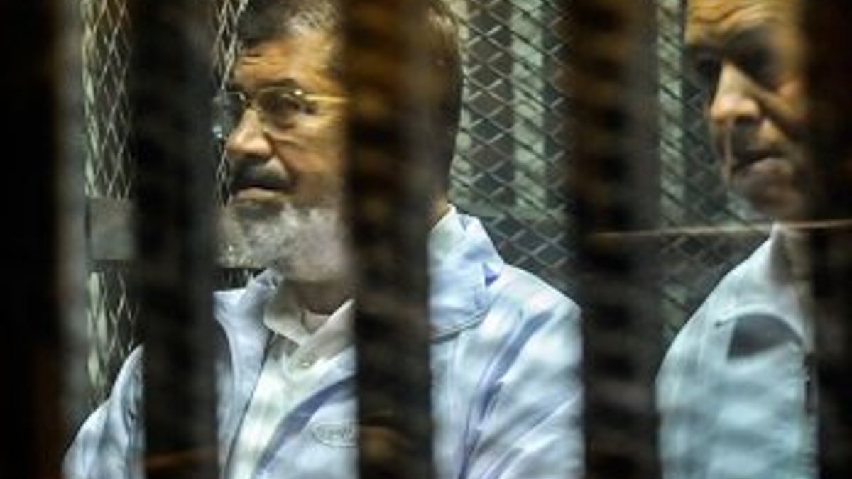 Mursi'nin yargılanması Nisan'a ertelendi