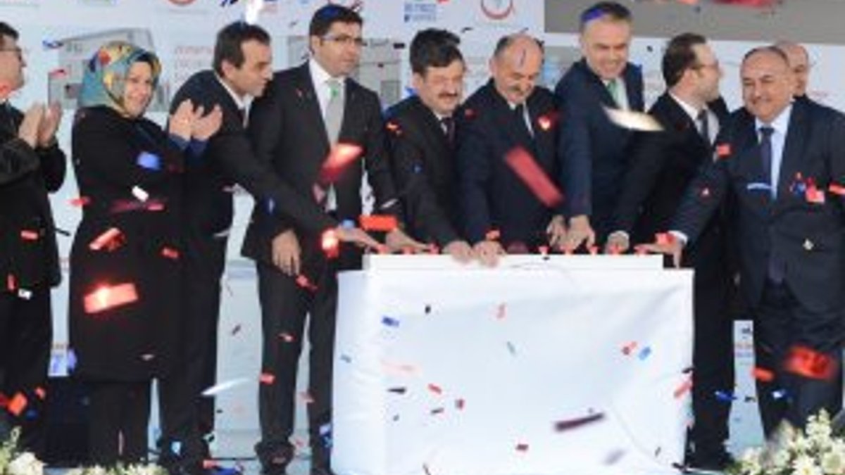 Müezzinoğlu Çekmeköy'de devlet hastanesi temeli attı