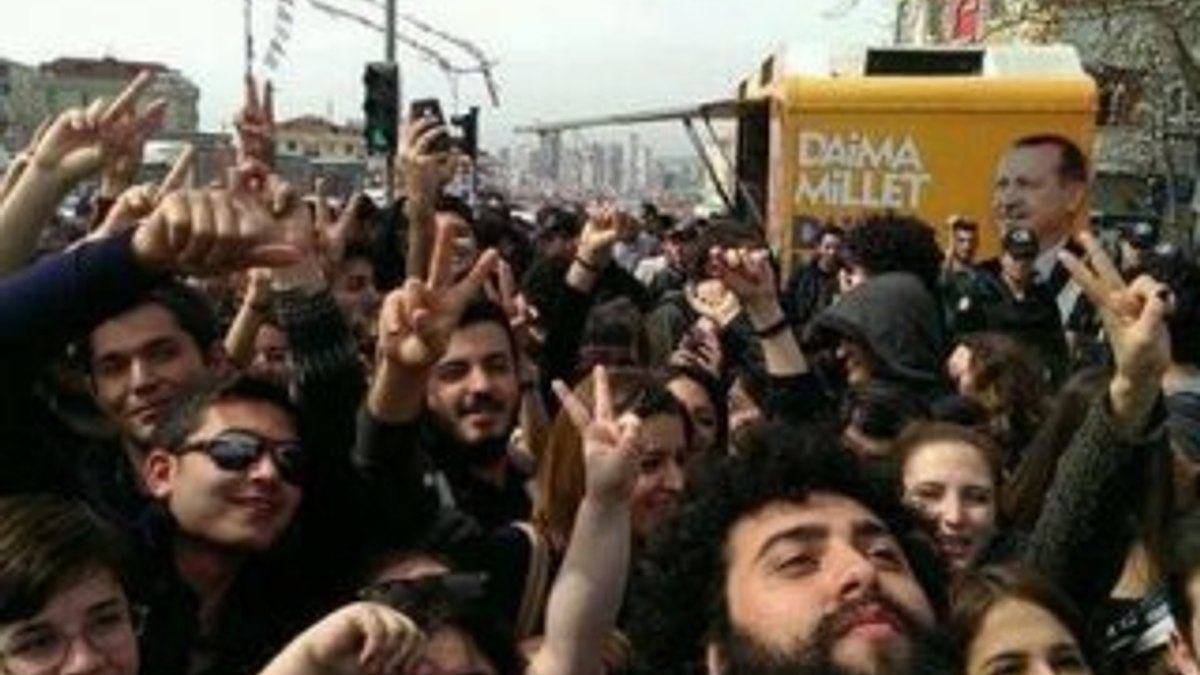 Yeditepe Üniversitesi'nde AK Parti protestosu