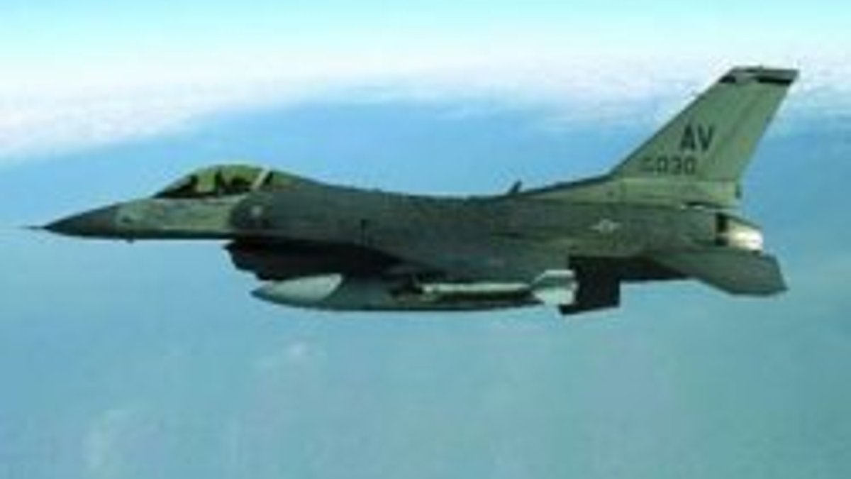 Suriye'den Türk F-16'larına taciz