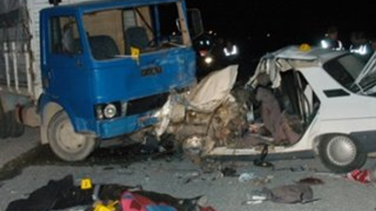 Konya ve İzmir'de trafik kazası: 8 ölü