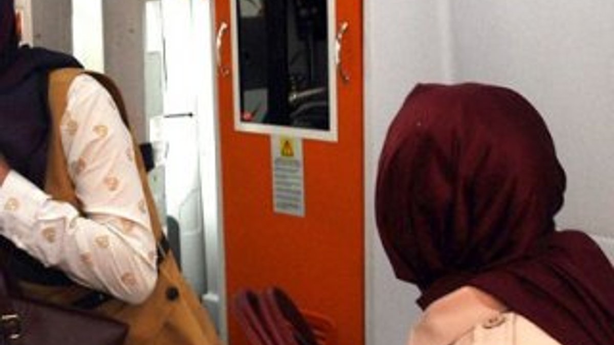 Bursa'da iki öğretmen sınıfa giren şahıslarca darp edildi