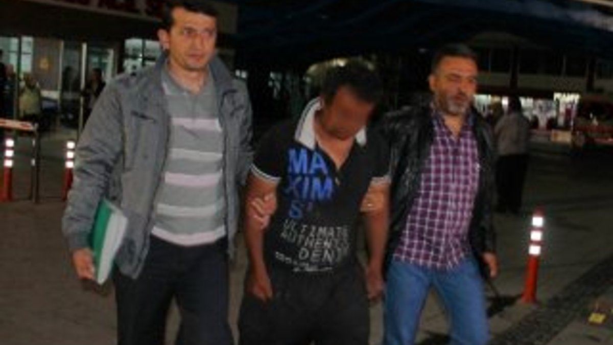 Konya'da bir adam para isteyen kardeşini bıçakladı